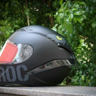 Nón bảo hiểm Roc