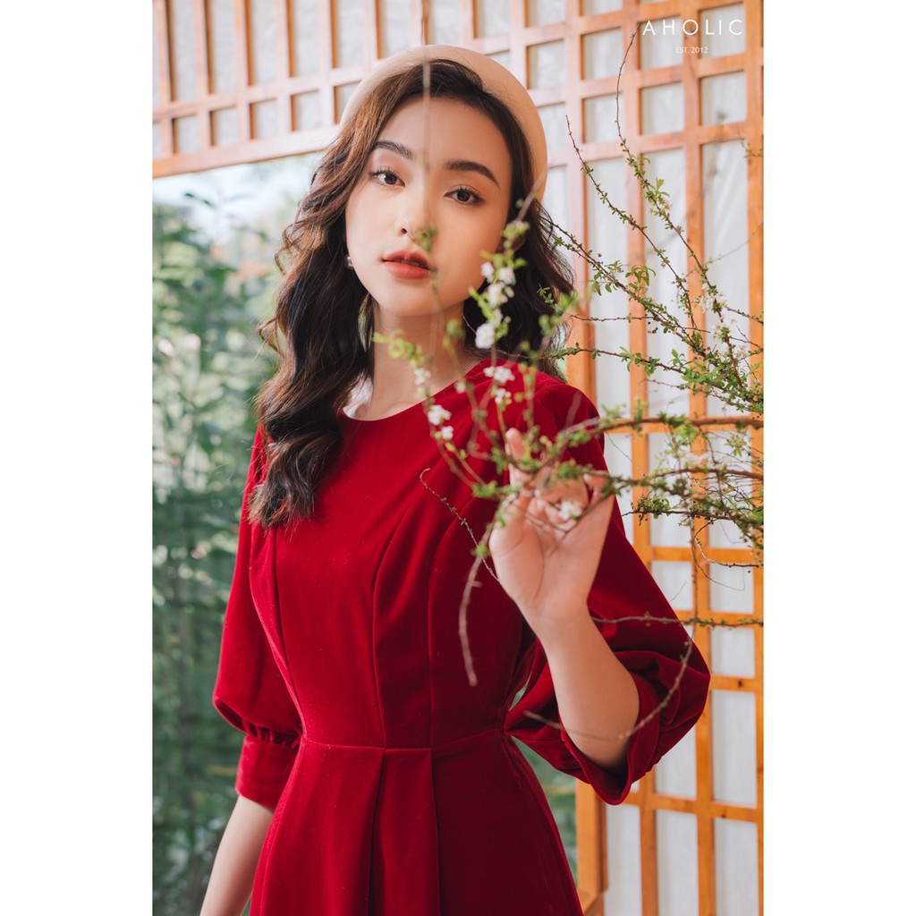 Đầm nhung 7 mảnh basic cổ tròn tay lỡ Aholic V2513