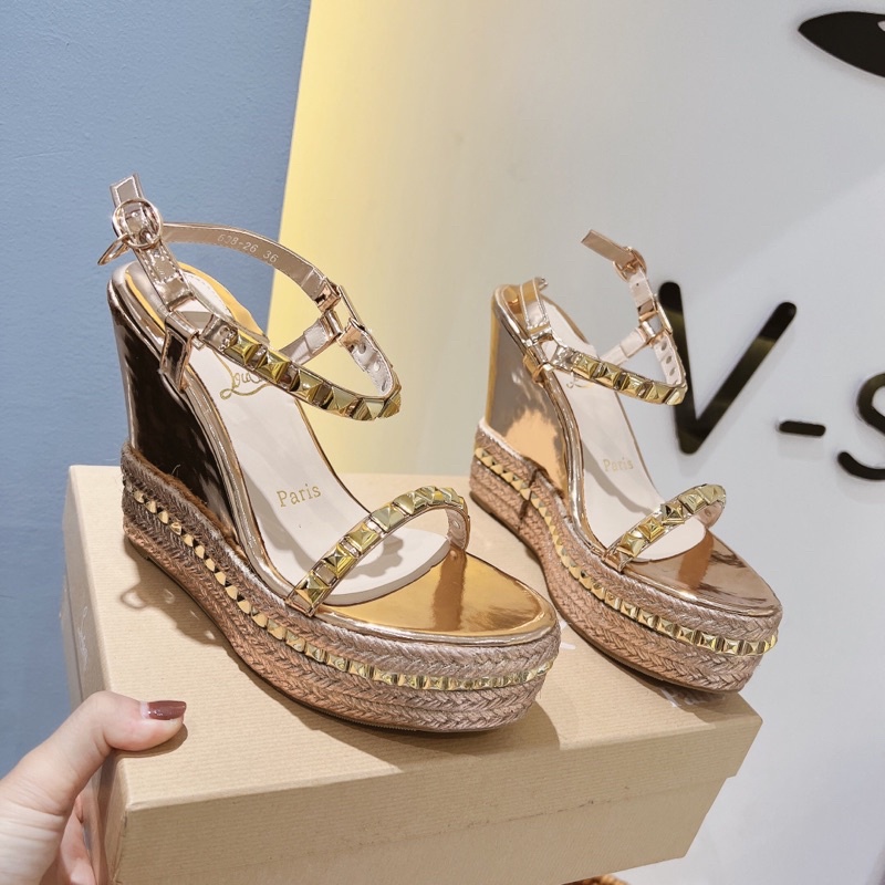 Sandal đế xuồng siêu cao viền tán đinh lou•bou•tin fullbox