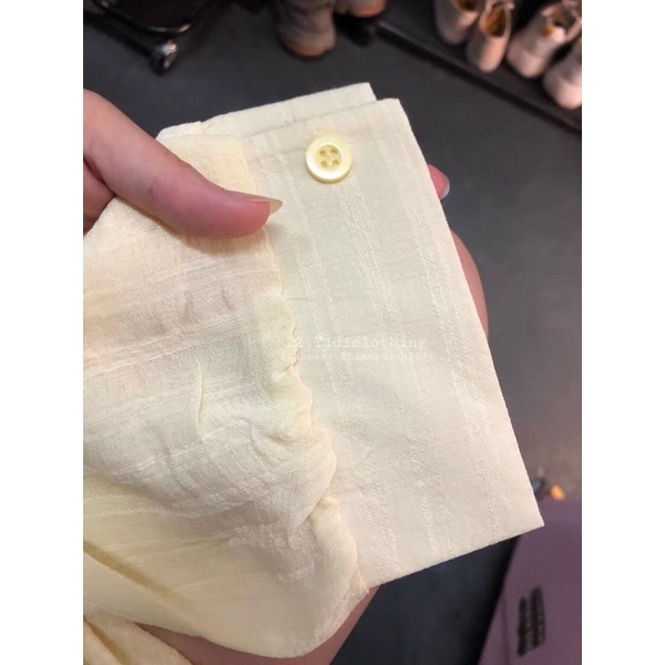 Set áo sơ mi mỏng và áo hai dây dún hoa ulzzang