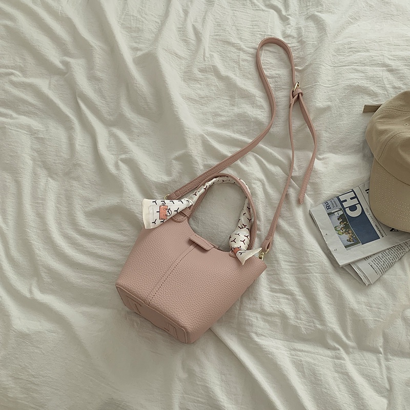 Túi Đeo Vai Vải Lụa Phối Khăn Choàng Cổ Đơn Giản Dễ Phối Đồ Thời Trang Cho Nữ