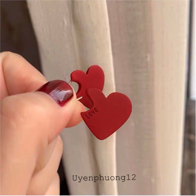 Khuyên tai iu tim đỏ xinh xắn