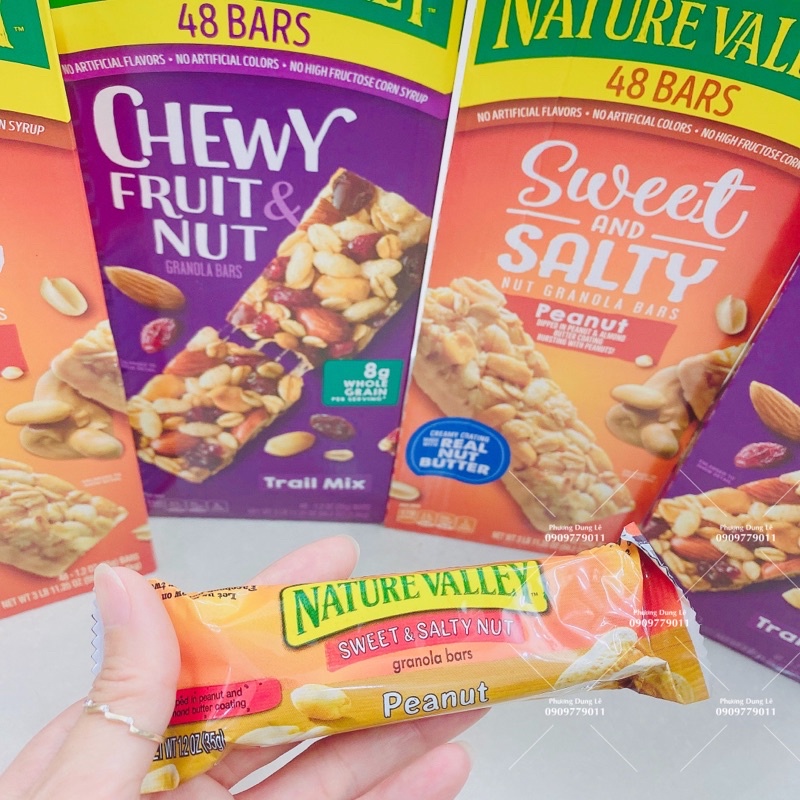 Thanh bánh ngũ cốc yến mạch Sweet Salty Peanut Nature Valley Mỹ 48 Bars