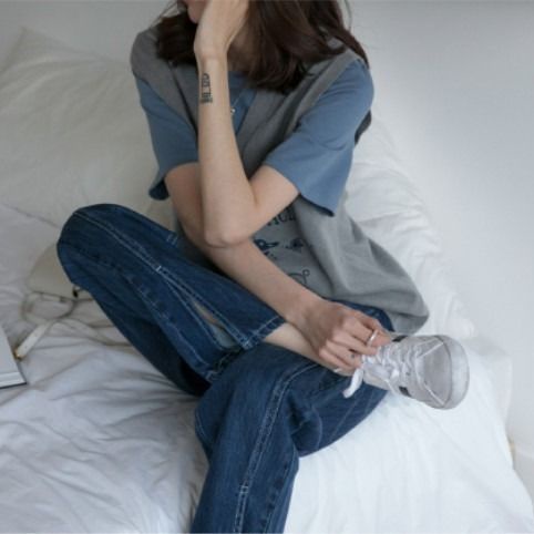 Quần jean ống suông rộng lưng cao xẻ tà phong cách Retro Hàn Quốc mới