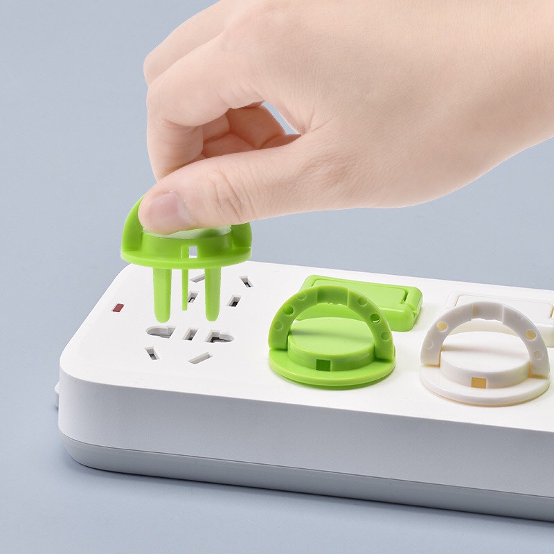 Bịt ổ điện cao cấp 2 chân 3 chân giữ an toàn cho bé