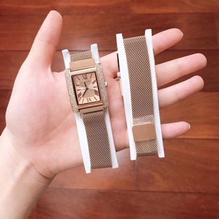 Đồng hồ dây lưới nút hít nam châm