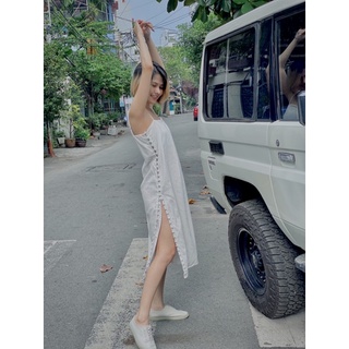 Đầm linen suông đính cúc