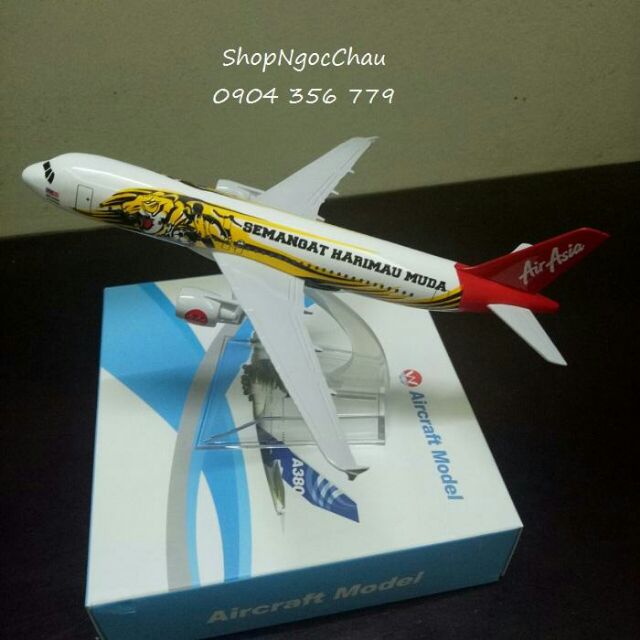 Máy bay mô hình Semangat Harimau mua/Air Asia A380 16cm