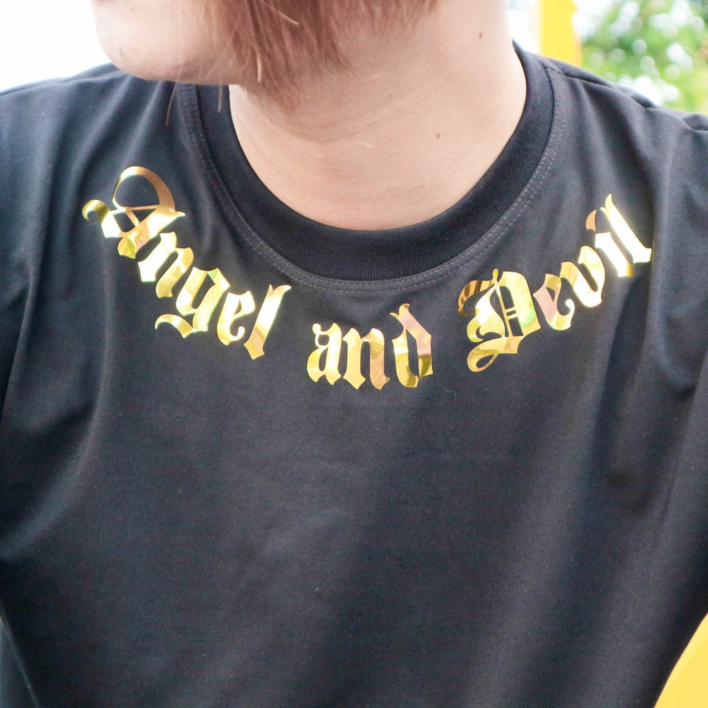 Áo thun tay lỡ nam nữ nhũ vàng Angel Devil