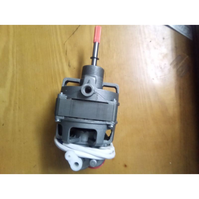 Mô tơ quạt Hữu Thành  công suất 60 W.