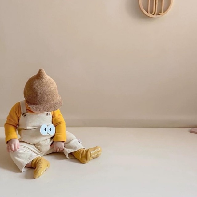 Mũ Cói Chất Liệu Cao Cấp Cho Bé Hình Củ Tỏi Siêu Dễ Thương (6-18m)