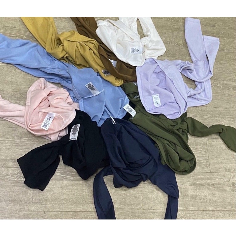Áo cổ cao body giữ nhiệt Aero Seriously Soft VNXK