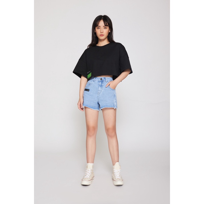 Quần Short Jeans Nữ BOO Xỏa Gấu Đính Patch BOOLAAB Phong Cách Hàn Quốc