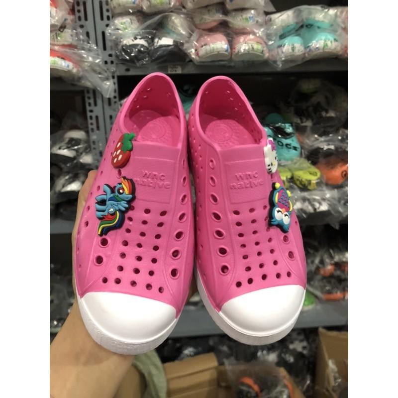 giày nhựa đi mưa  native cho bé trai và bé gái  họa tiết hồng neon SHINNATIVESON tặng thêm 2 jibtiz native