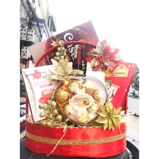 Giỏ quà Tết, bánh kẹo Tết giá rẻ .khách đặt tối đa 1 giỏ 1 đơn