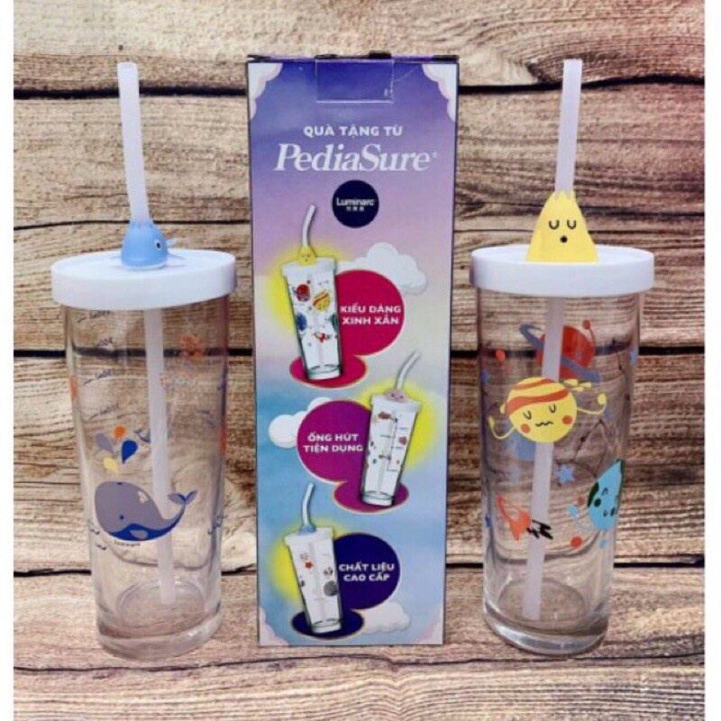 ly thuỷ tinh lumilac kèm ống hút có chia vạch,hàng khuyến mãi giá rẻ, cốc 7 màu cho bé