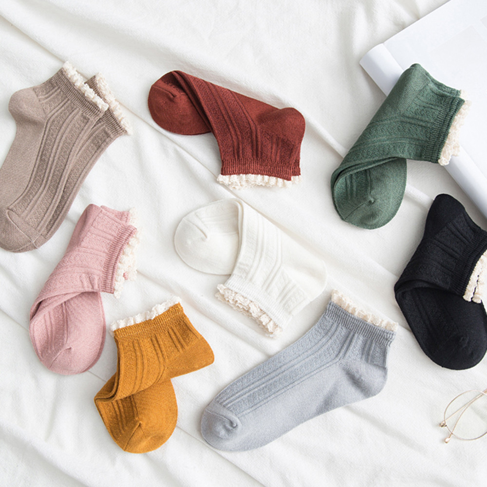 Tất Ngắn Phối Ren Đáng Yêu Cho Nữ