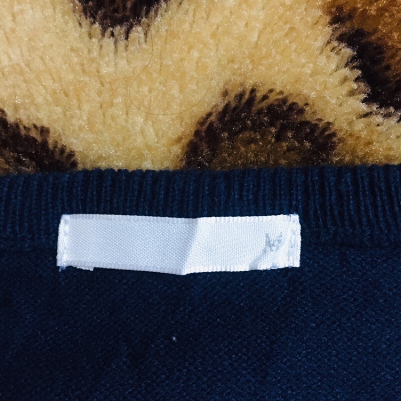 Áo len mongtoghi GU nữ
