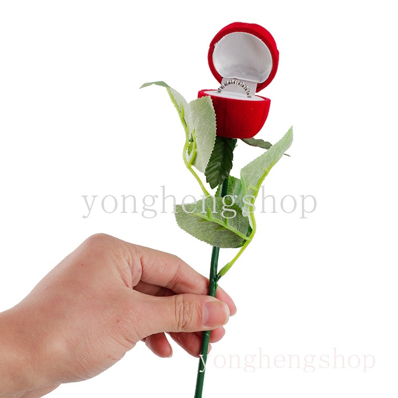 Hộp Đựng Nhẫn Hình Hoa Hồng Đỏ Độc Đáo
