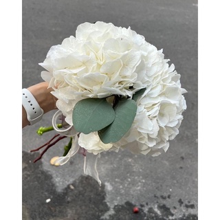 Bó hoa cô dâu hoa cẩm tú cầu trắng, hoa nhập khẩu | hoa tươi | may petals