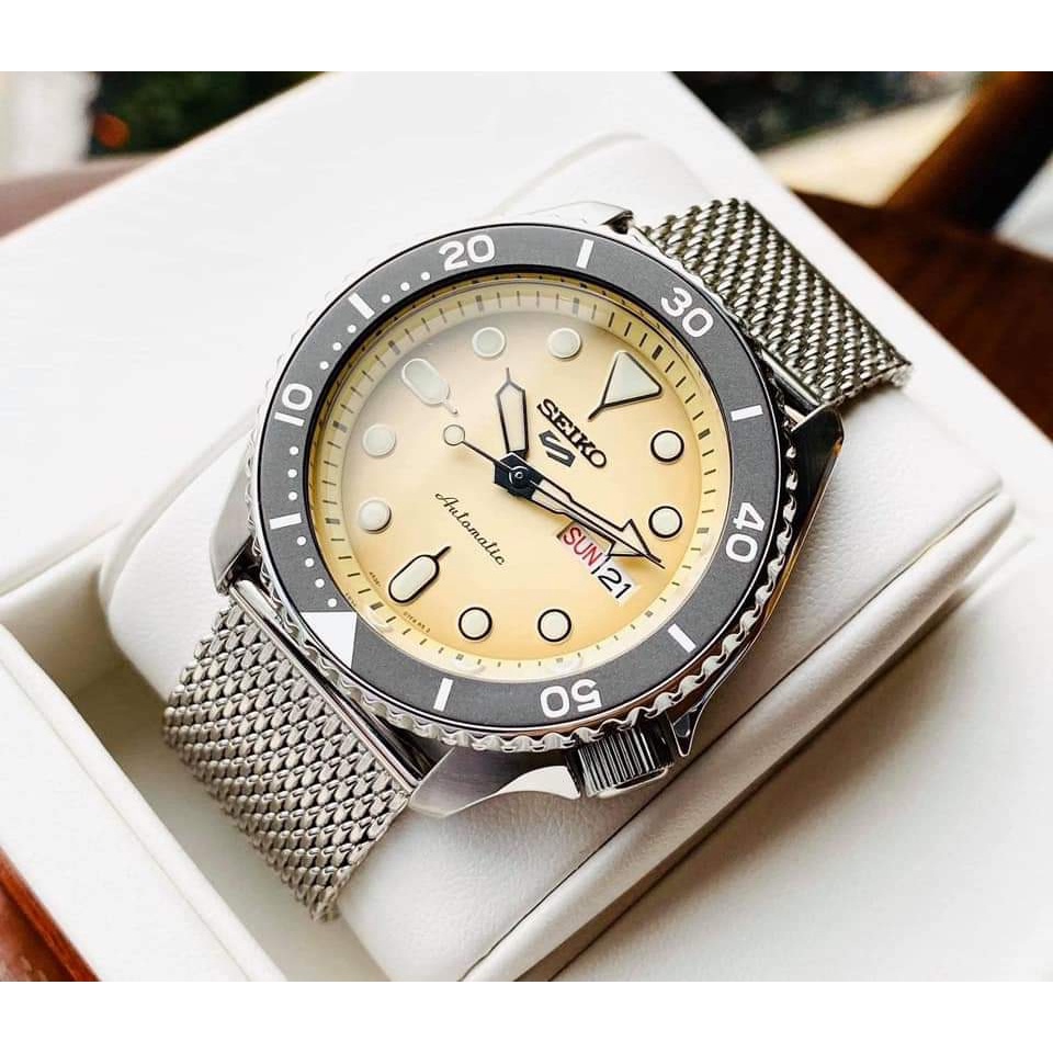 Đồng hồ nam Seiko 5 Sport SRPD67K1 🔸 Specialist Style