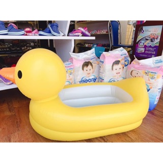 Bể phao tắm Munchkin