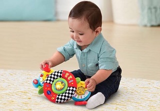 Vô lăng đồ chơi Vtech cho bé 3 tháng trở lên