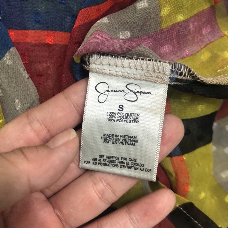 Áo Sơ Mi Voan Kính Xốp Jessica Simpson Nơ Cổ Tay Dài Mangsette Caro Ngũ Sắc