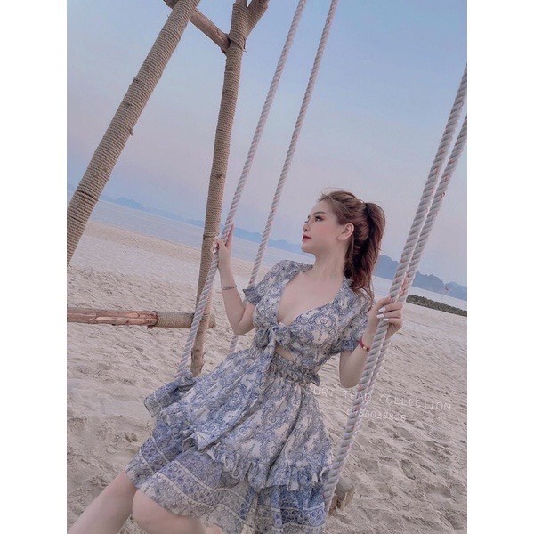 Đầm xòe họa tiết thổ cẩm bèo nơ ngực hở lung-Đầm maxi biển