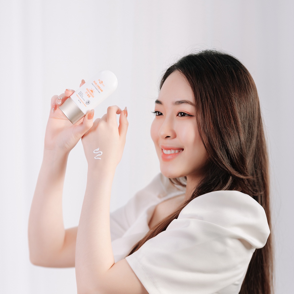 Kem Chống Nắng BIOCOS Sun Cream SPF65+++ (50g mẫu mới 2022)