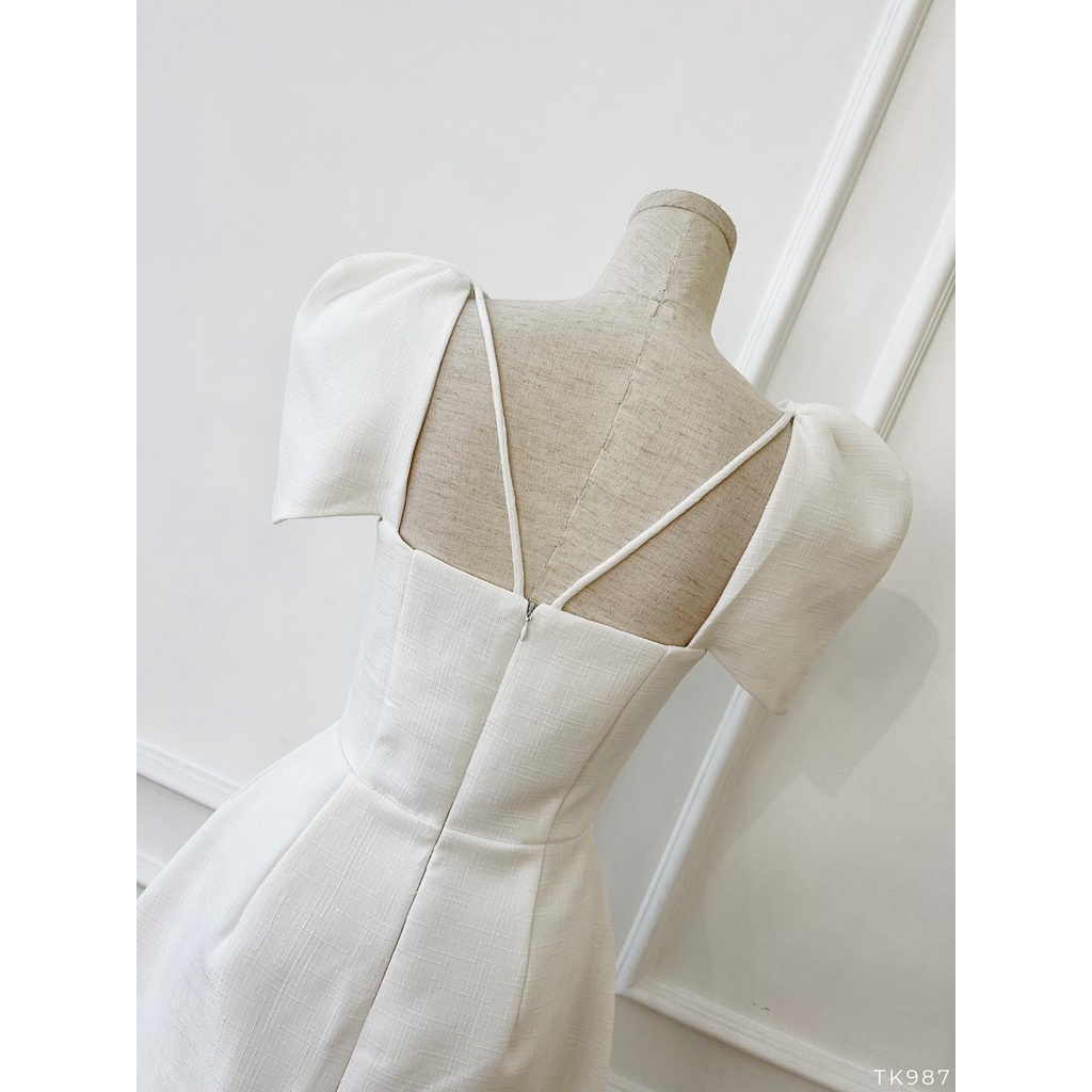 Đầm xoè chéo dây