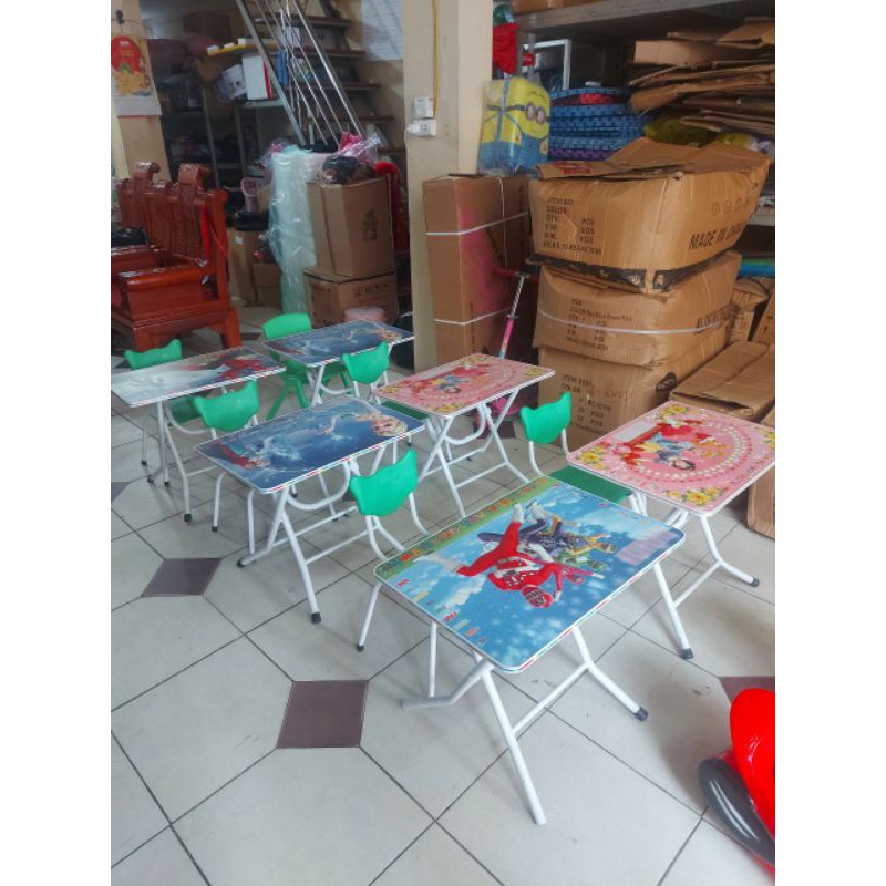 BÀN HỌC GẤP GỌN KÈM GHẾ CHO BÉ