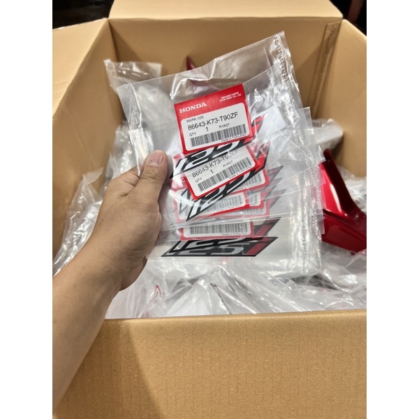 Bộ nhám đỏ Wave 125i tem thông số chữ Wave 125i