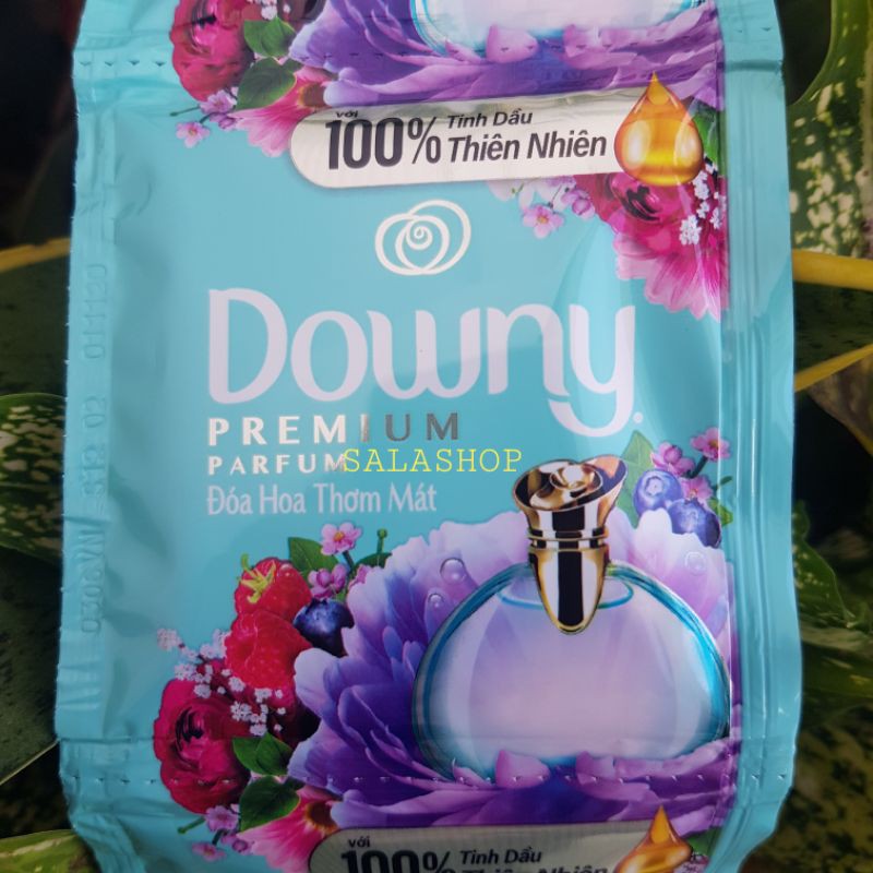 NƯỚC XẢ VẢI DOWNY ĐẬM ĐẶC DÂY 10 GÓI (Giao màu ngẫu nhiên)