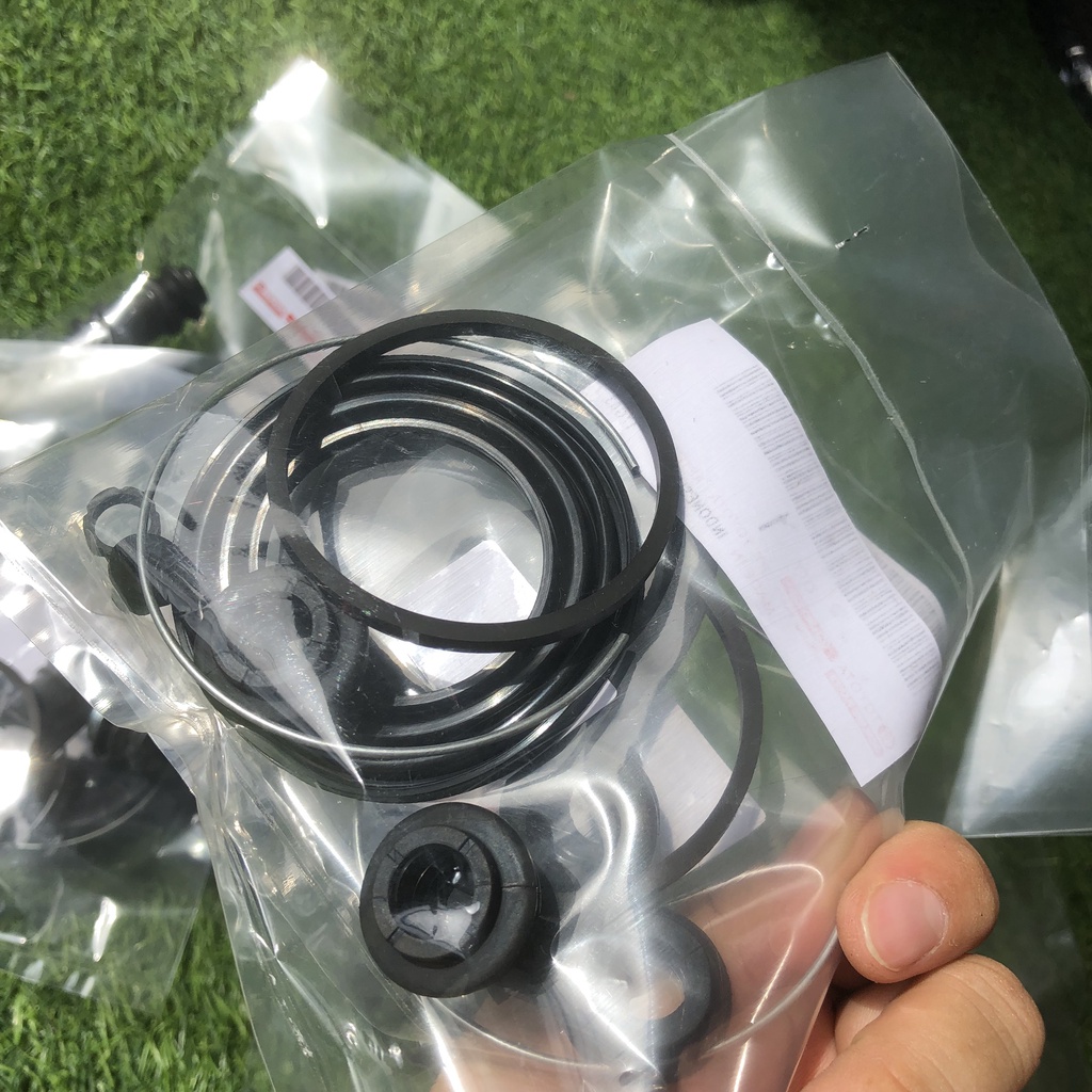 BỘ SIN CHỤP BỤI THẮNG ĐĨA TRƯỚC SAU TOYOTA VIOS 2008-2021