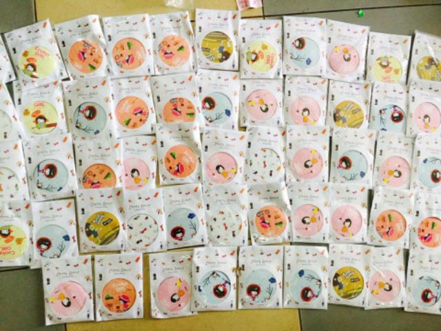 Gương mini hàn quốc cute