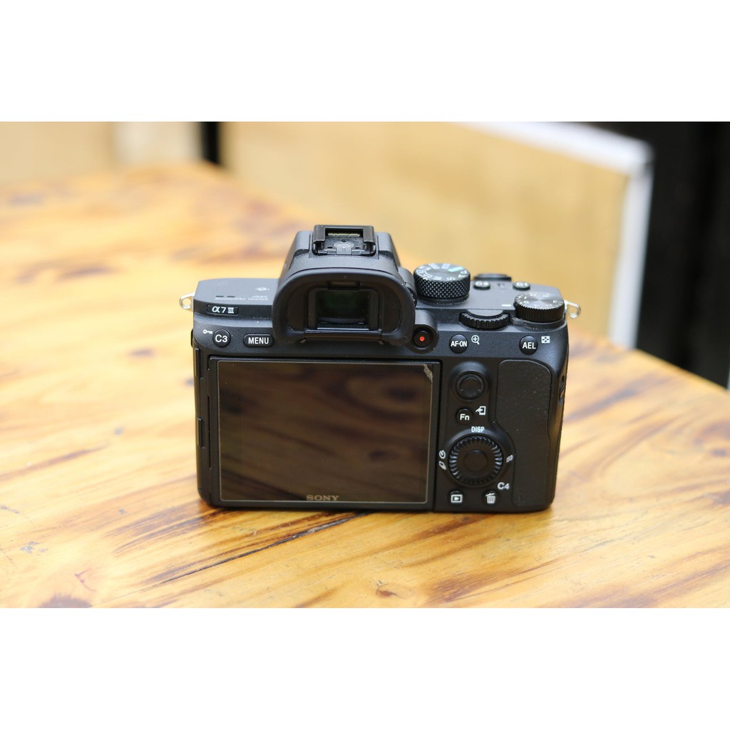 Máy ảnh Sony Alpha A7 Mark III