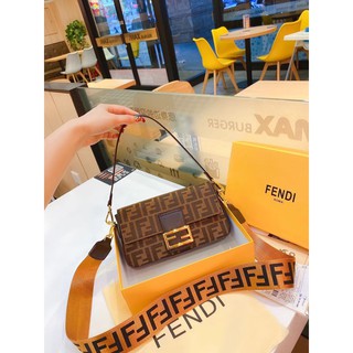 Túi xách Fendi - Size 23cm - Chanh xả - Tỉ mỉ từng chi tiết - Hàng full box, nguyên seal - Giá rẻ - Free ship