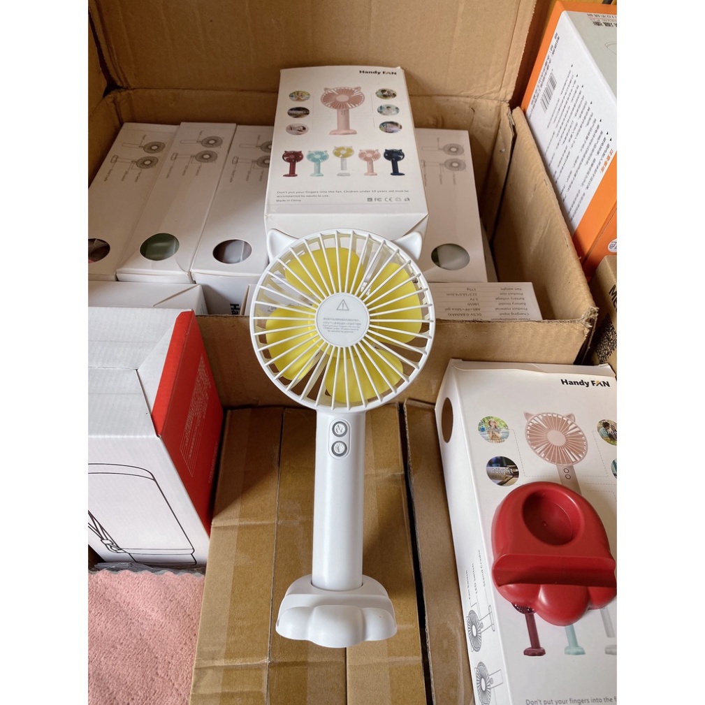 Quạt mini cầm tay tích điện