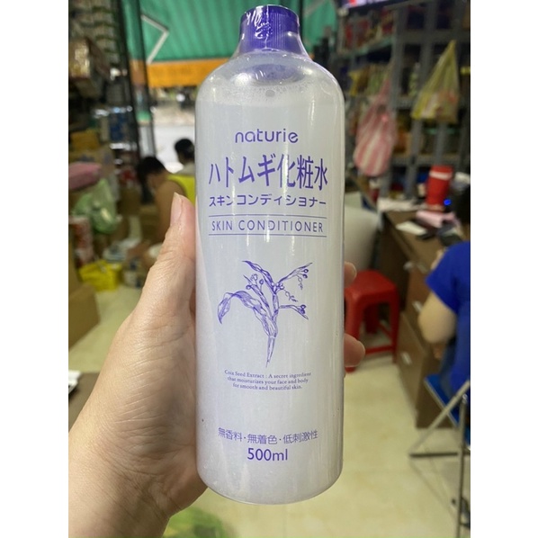 Toner Naturie cấp ẩm, dưỡng trắng