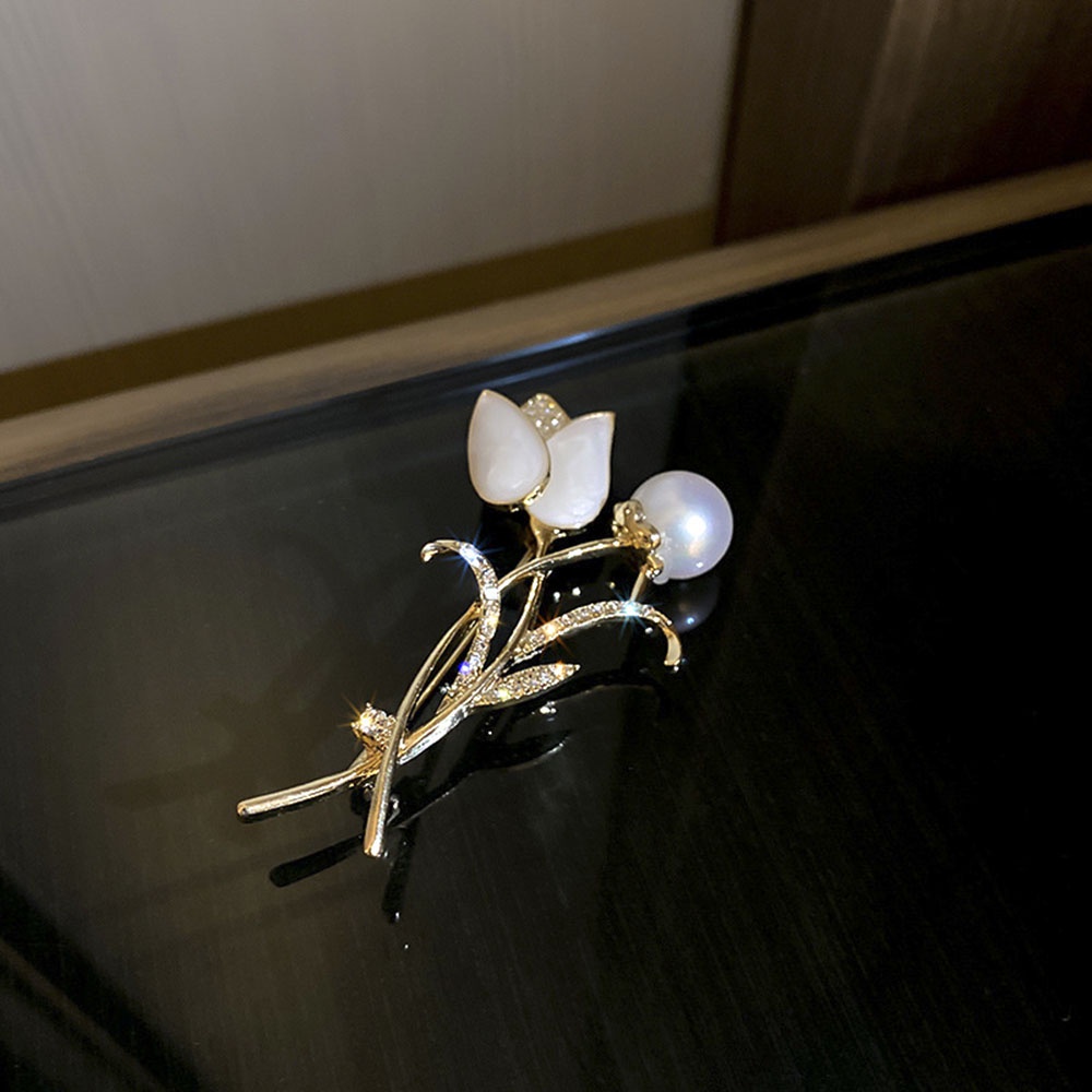 Trâm Cài Áo Hình Hoa Tulip Bằng Kim Loại Thời Trang Cho Nữ