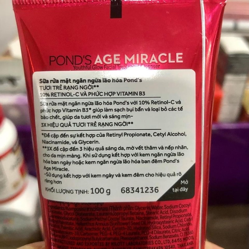 Sữa rửa mặt Pond's chống lão hóa 100g Thái Lan