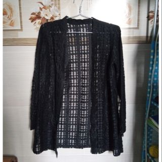 Khoác Cardigan ren không nút màu đen