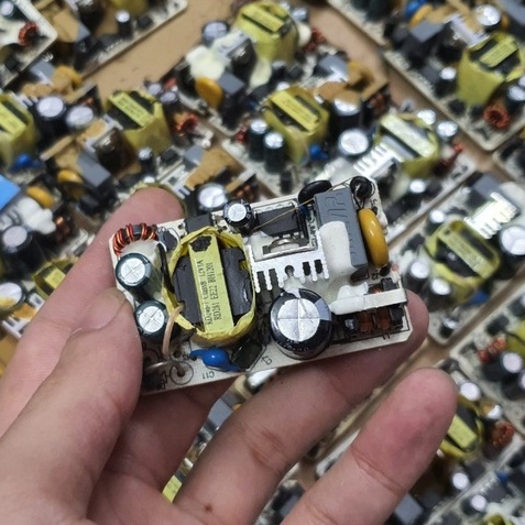 Nguồn rời nguồn không có vỏ 15V 2A