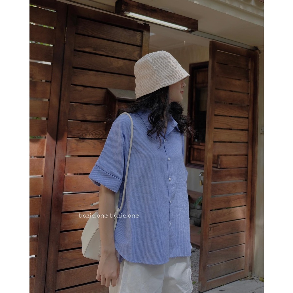 Áo sơ mi Hàn Quốc, Áo sơ mi dáng rộng kẻ sọc cài khuy sau Ulzzang