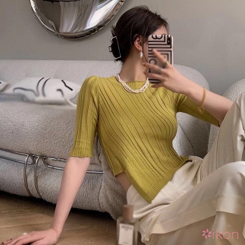 Áo Thun Tay Ngắn Màu Trơn Kiểu Dáng Hợp Thời Trang