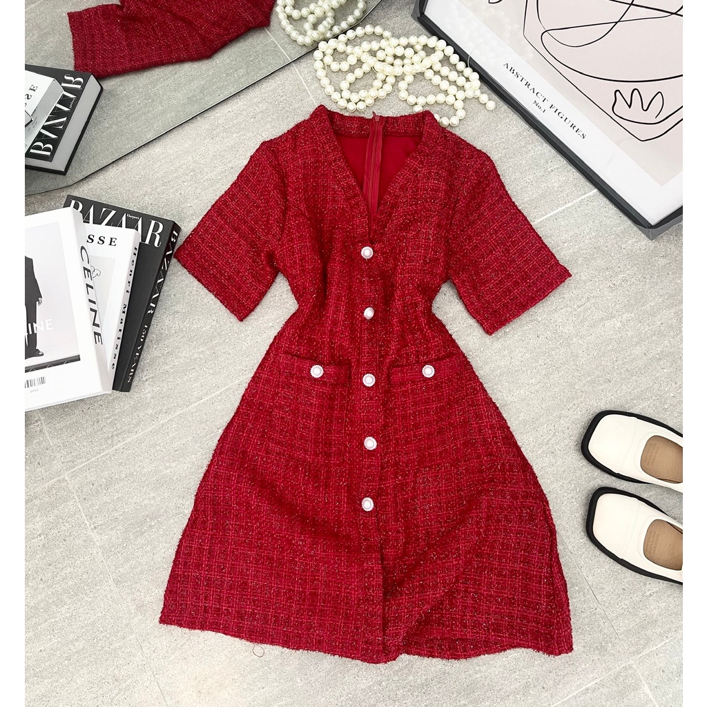 ĐẦM BỐ ĐỎ CỔ V