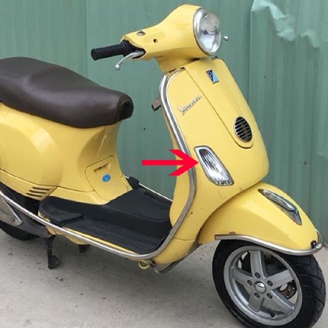 Cụm Đèn xi nhan trước Vespa Lx 125, 150, Lx S (giá 1 cái)