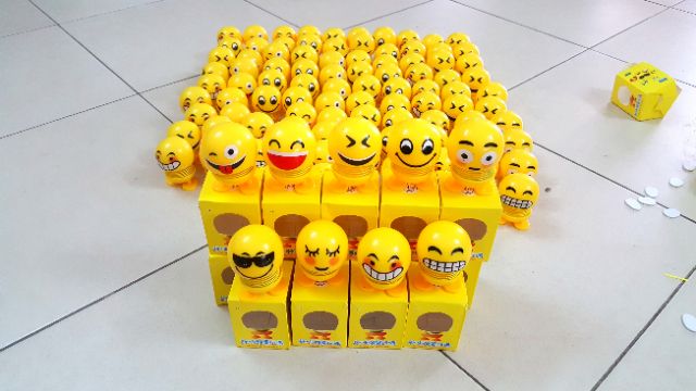 Thú nhún Emoji, con lắc lò xo dễ thương