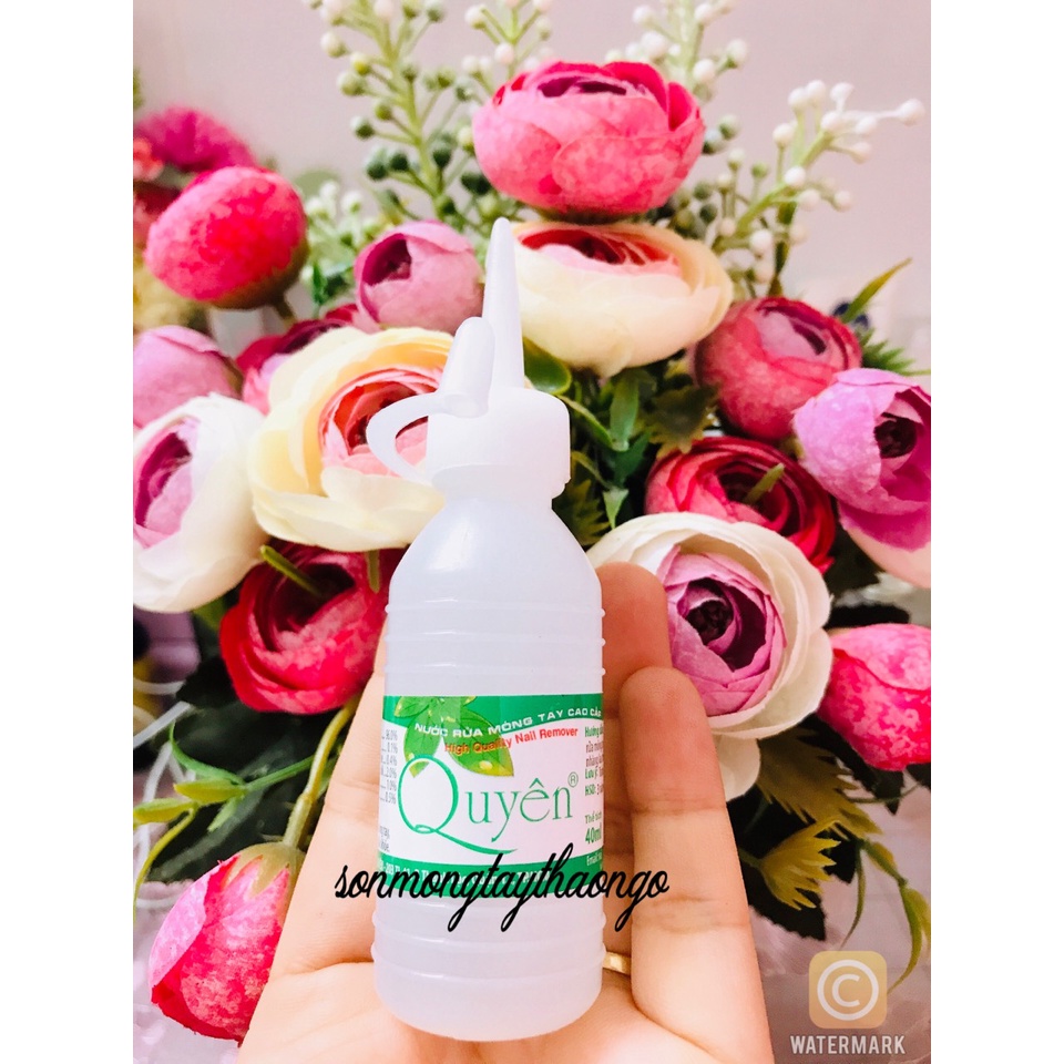 Nước rửa móng tay cao cấp có tinh chất dưỡng móng 40ml